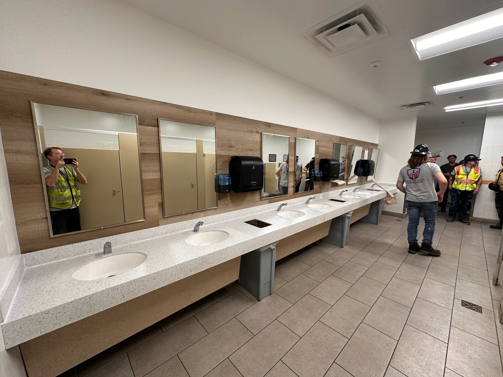 Wide view of the completed vanity run with the Purian crew on site